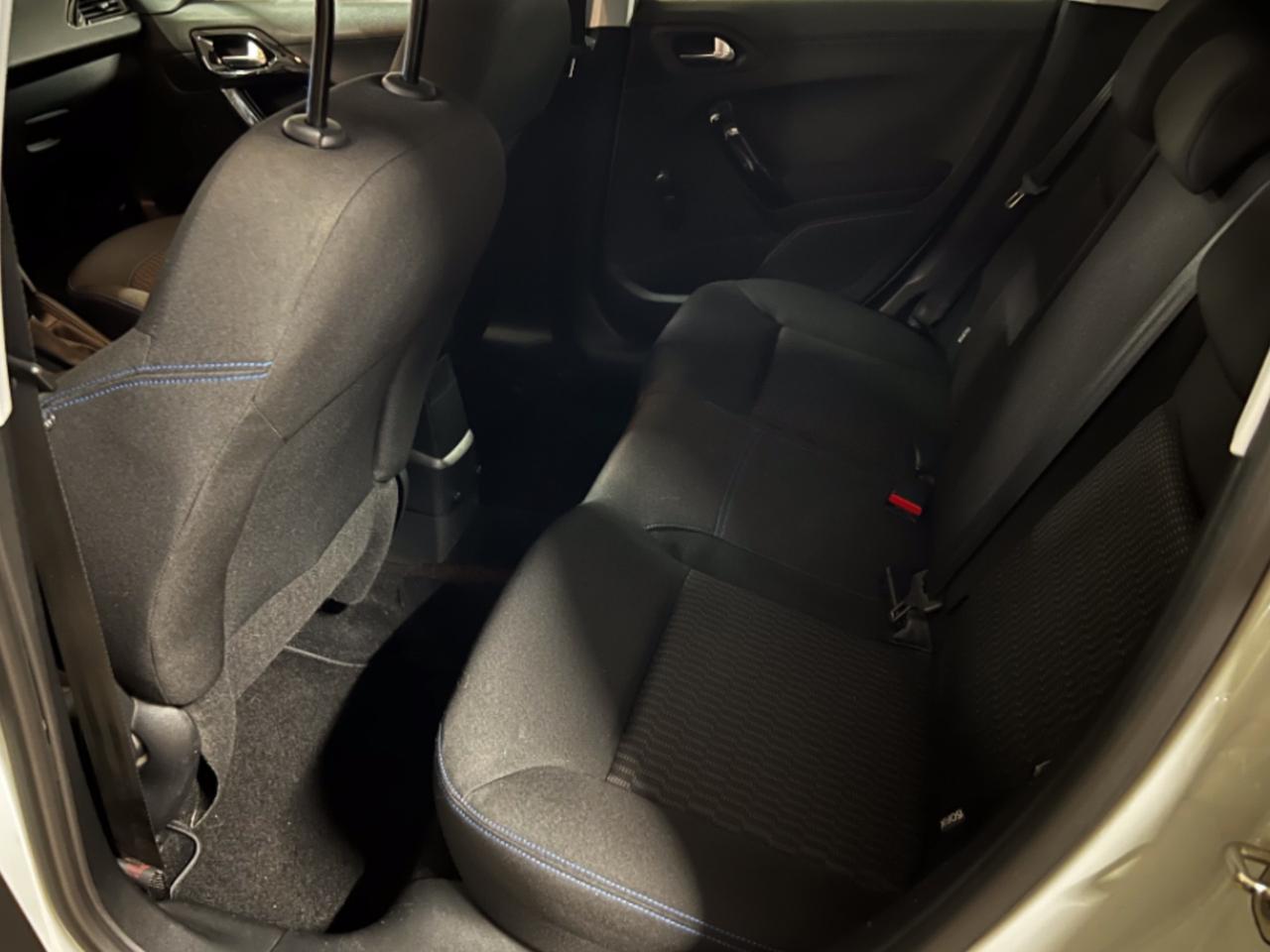 Peugeot 208 PureTech 82 Stop&Start 5 porte Signature Ok Neopatentati Perfetta