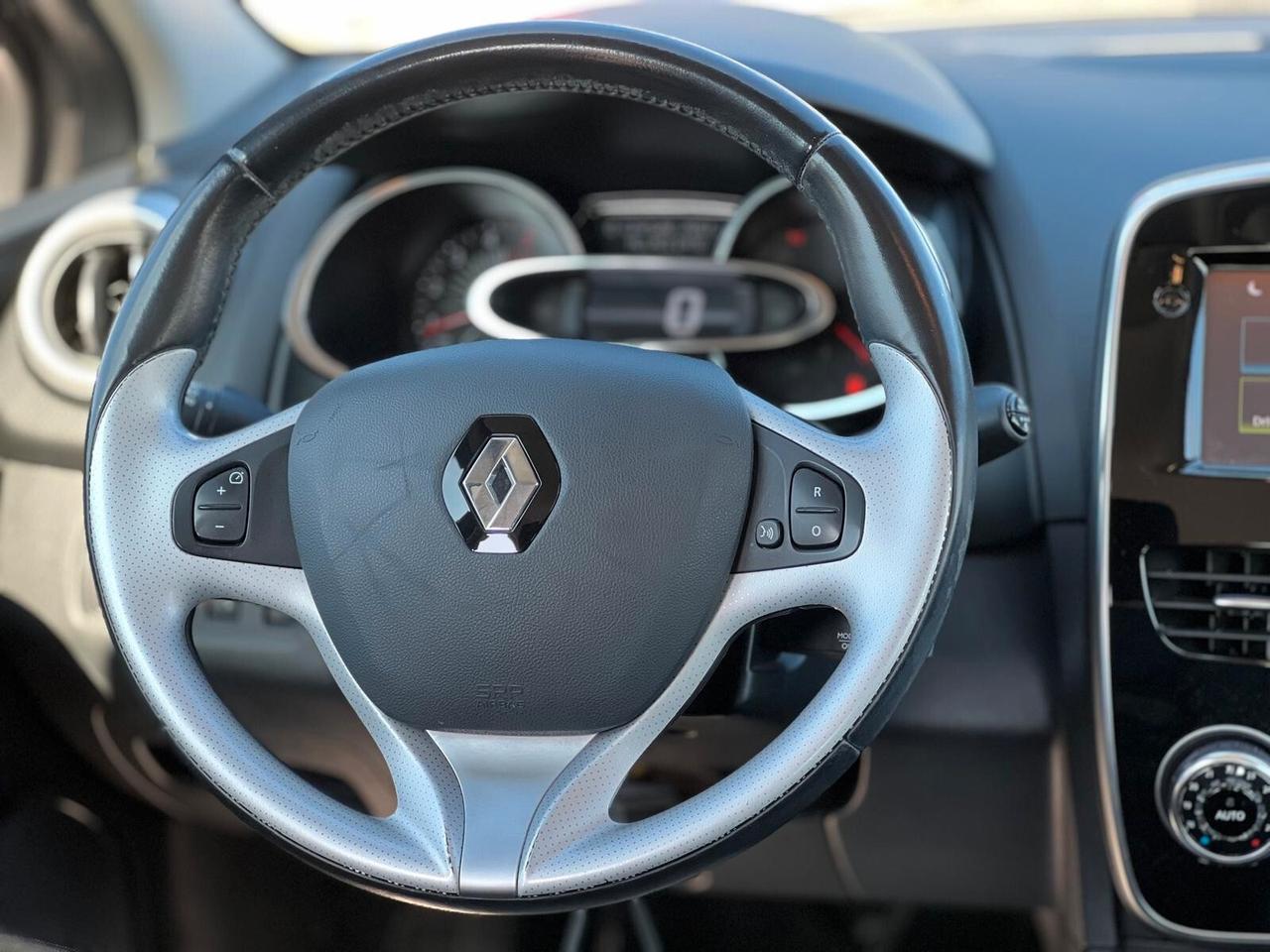 Renault Clio dCi 8V 75 CV Start&Stop 5 porte Energy Intens