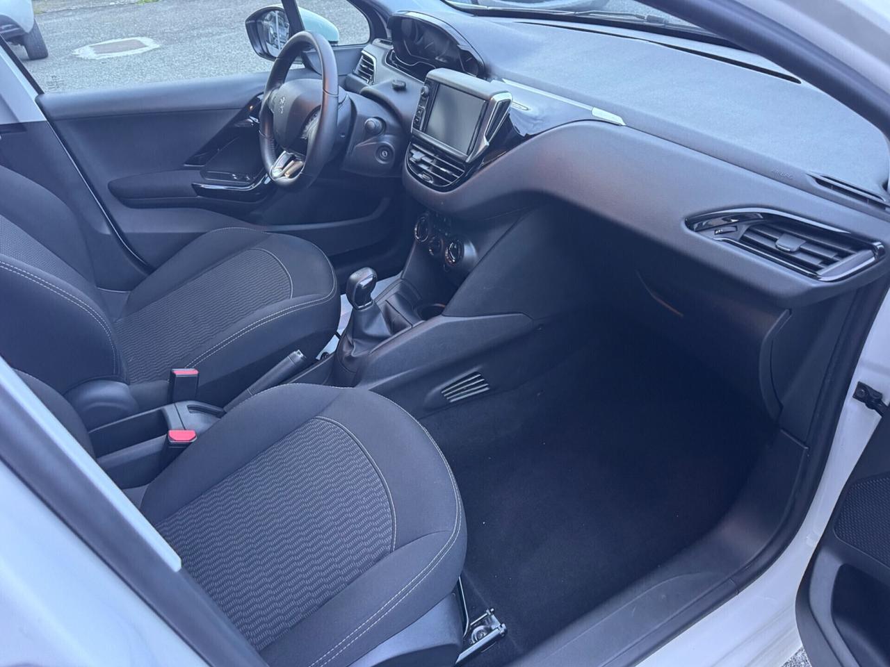 Peugeot 208 1.2 82 cv Active