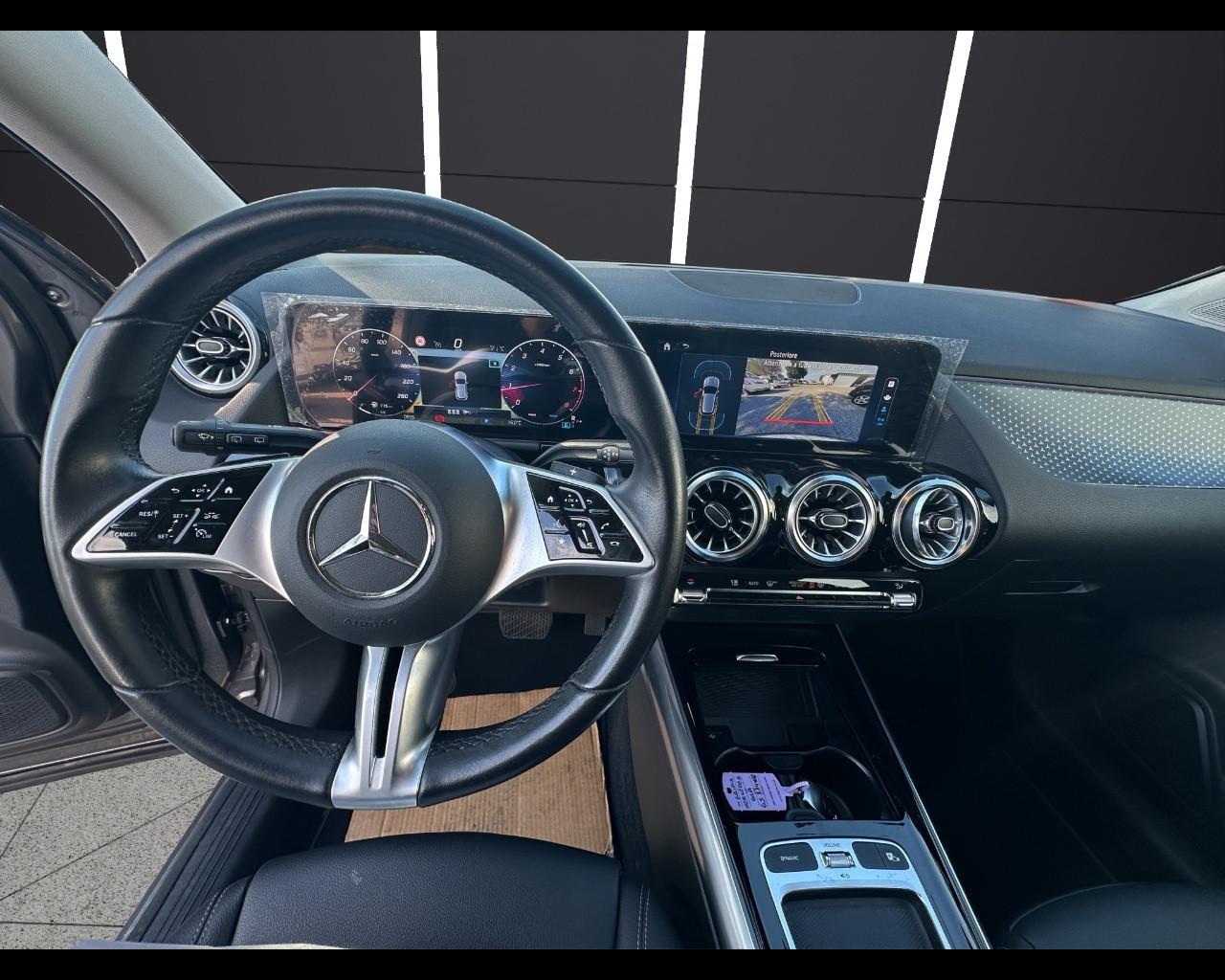 Mercedes-Benz GLA (H247) - GLA 180 Automatic Progressive Advanced