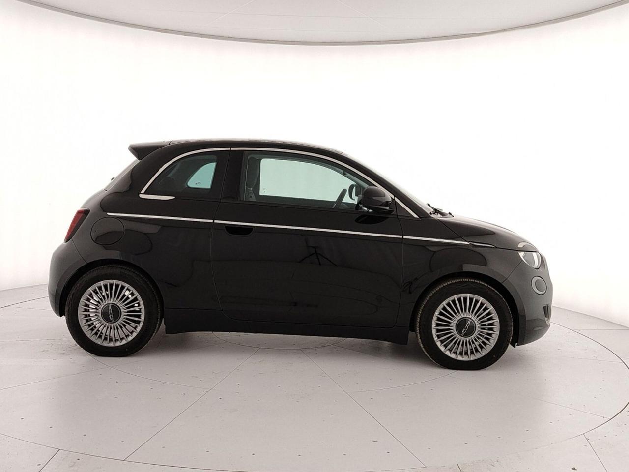 Fiat 500 500e Berlina 42 kWh
