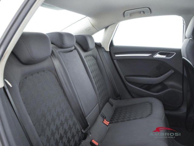 AUDI A3 1.6 TDI 116 CV S tronic Business