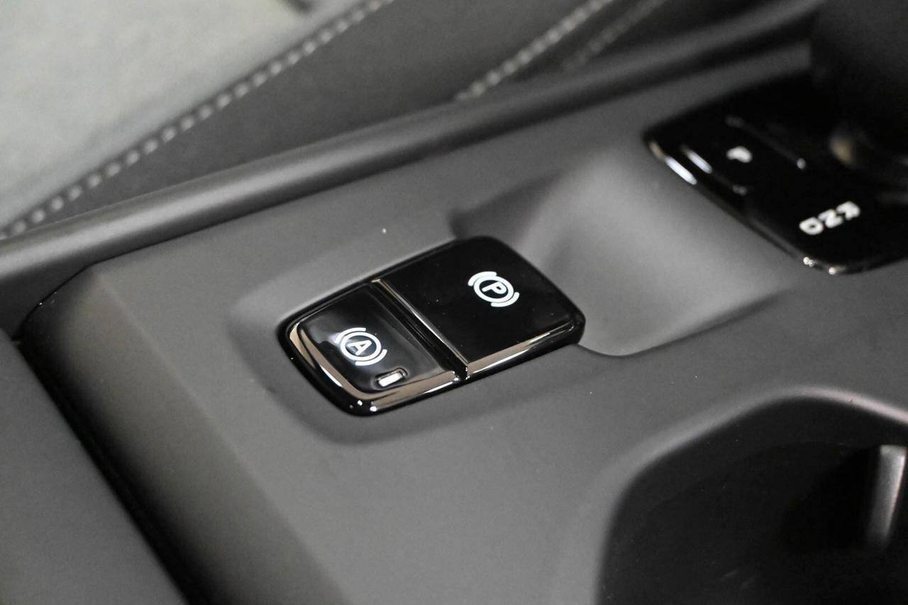 VOLVO XC40 (2017-->) XC40 T2 automatico Core