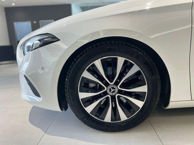 MERCEDES-BENZ A 180 A 180 d Automatic 4p. Business