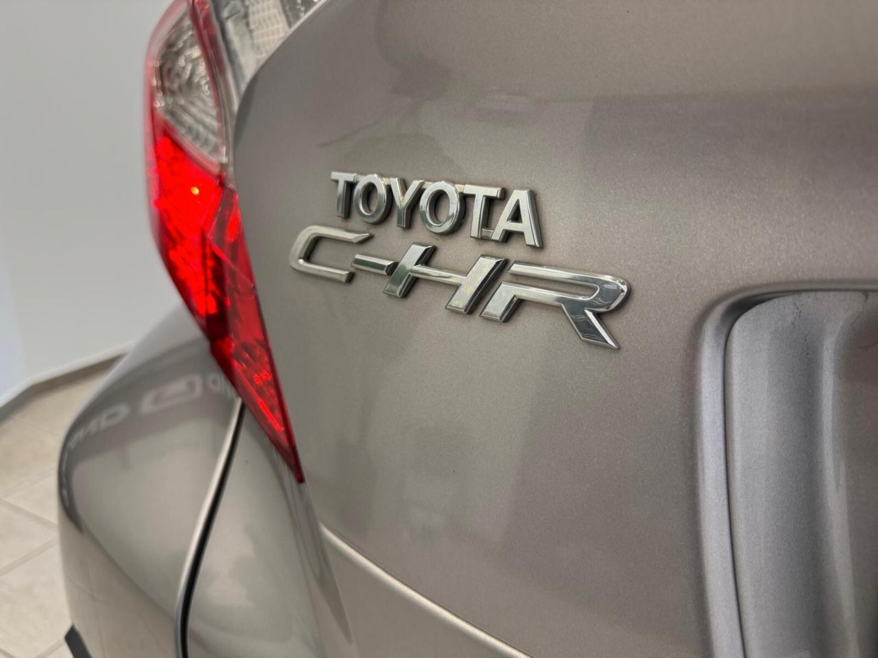 Toyota C-HR 1.8 Hybrid E-CVT Lounge 2017
