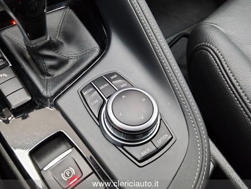 BMW X1 sDrive18d xLine Aut. (TETTO)