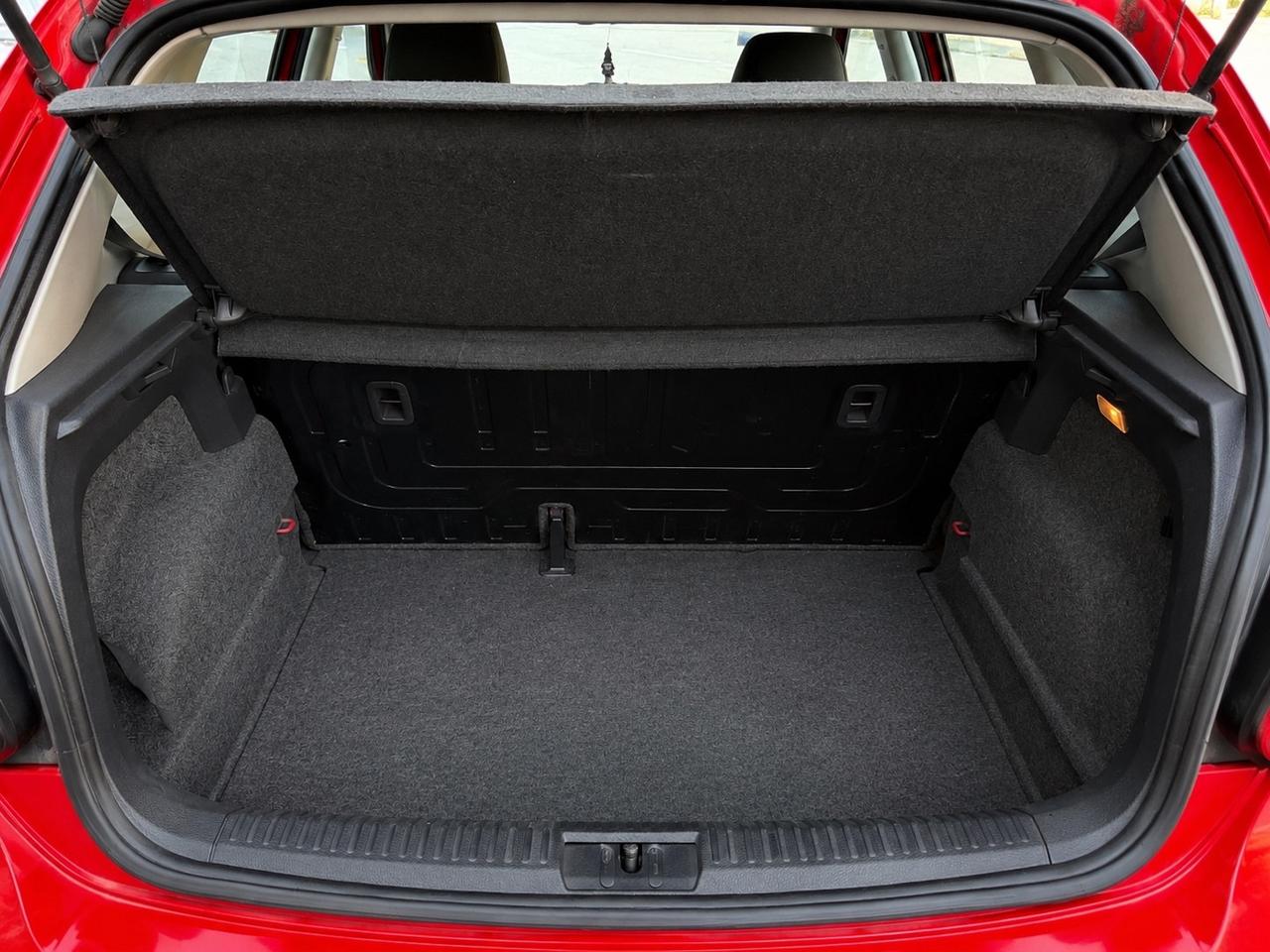 Volkswagen Polo 1.2 neopatentati 5 porte Trendline