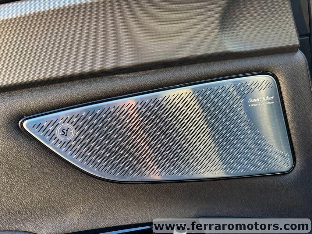 Maserati Grecale MHEV 300 CV solo 10.000 KM IVA ESPOSTA Tua a soli 579 Euro al mese