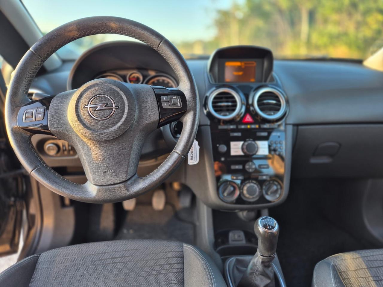 Opel Corsa 1.2 BENZINA E GPL