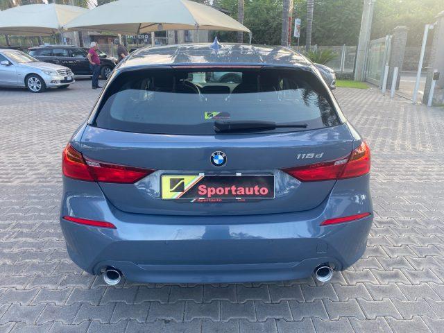 BMW 118 d 5p. Automatic Advantage