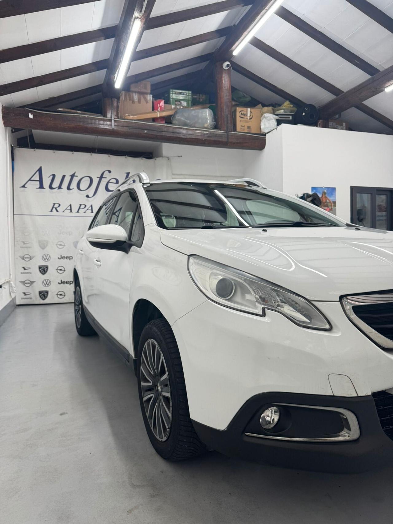 Peugeot 2008 1.6 e-HDi 92 CV Stop&Start Urban Cross