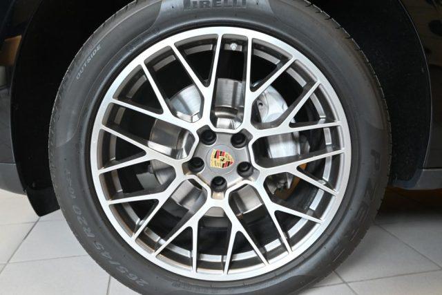 PORSCHE Macan 2.0 PDK BLACKLINE20"SCARICHI NAVI CAM CRUISE NUOVA