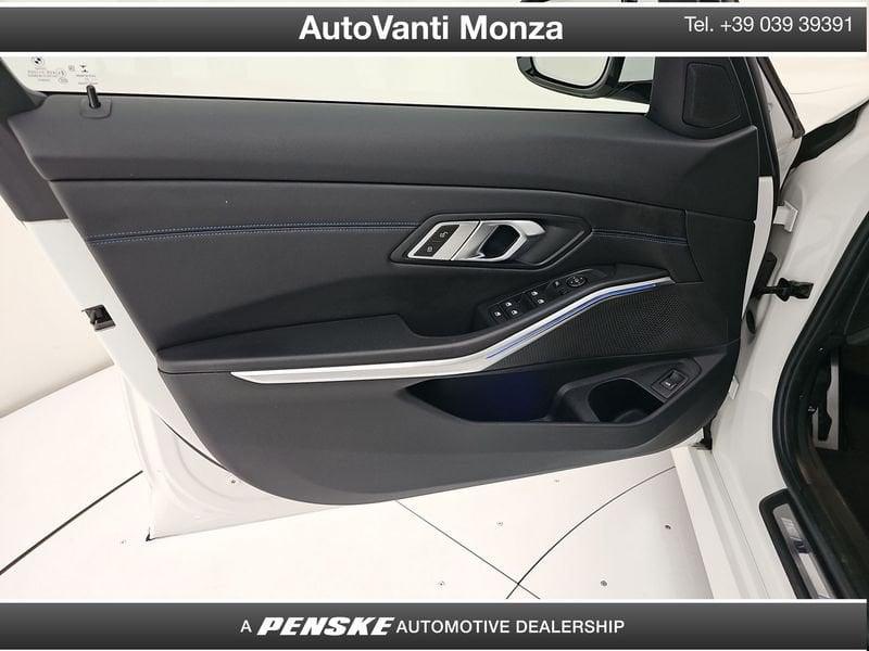 BMW Serie 3 320d Touring mhev 48V xdrive Msport auto