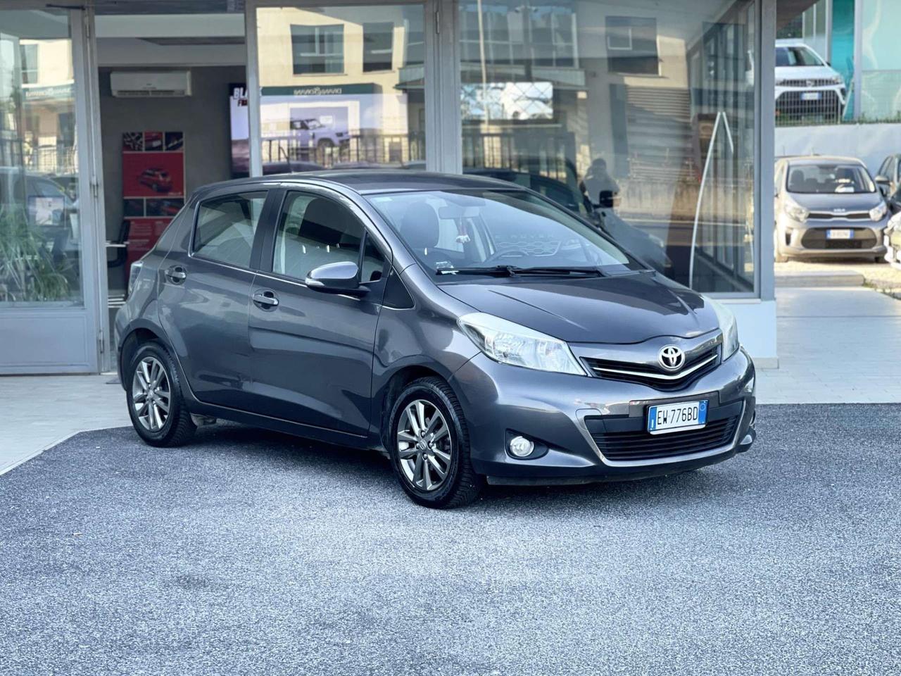 Toyota Yaris 1.0 Benzina 69CV E5 Neo - 2014
