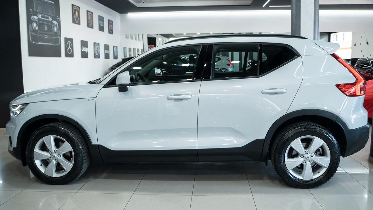 Volvo XC40 2.0 D3 150 CV MOMENTUM PRO AUTO NAVI LED FULL OPTIONAL
