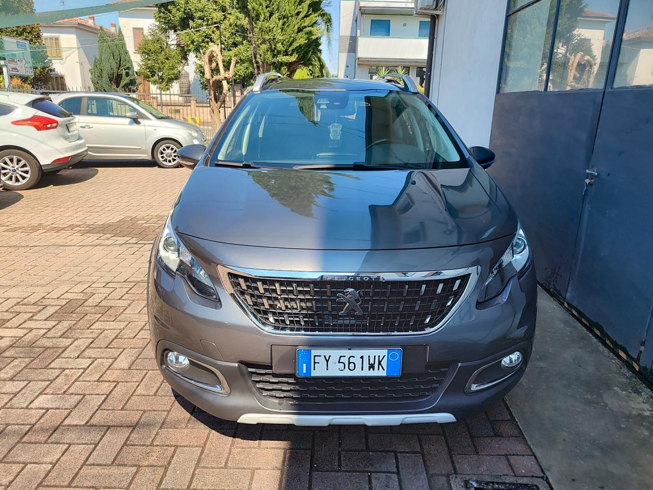 Peugeot 2008 PureTech 82 S&S Allure