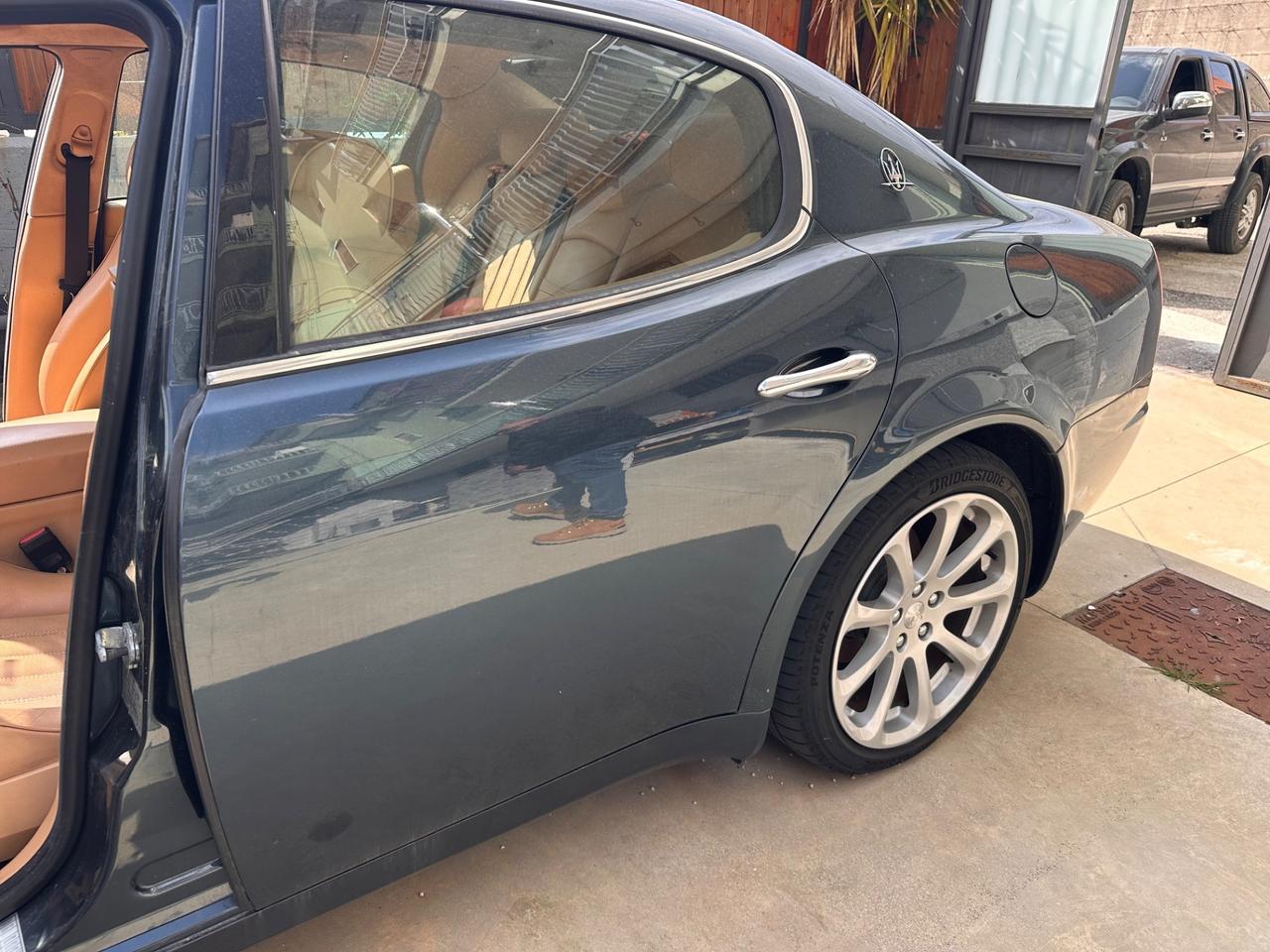 Maserati Quattroporte 4.2 V8