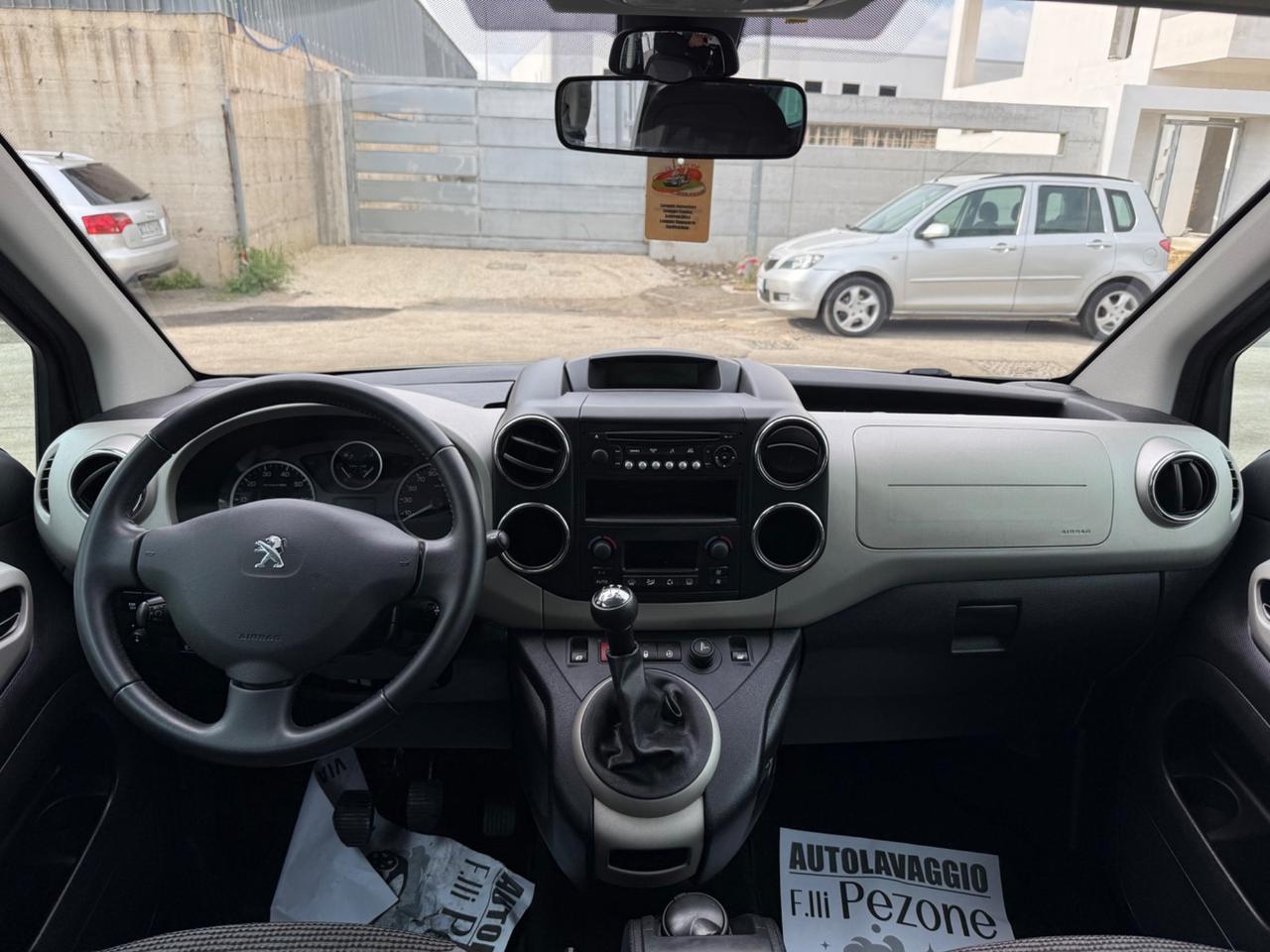 Peugeot Partner Tepee 1.6 Benzina 120CV Outdoor