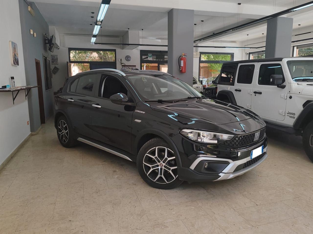 Fiat Tipo 1.6 Mjt S&S 5 porte Cross