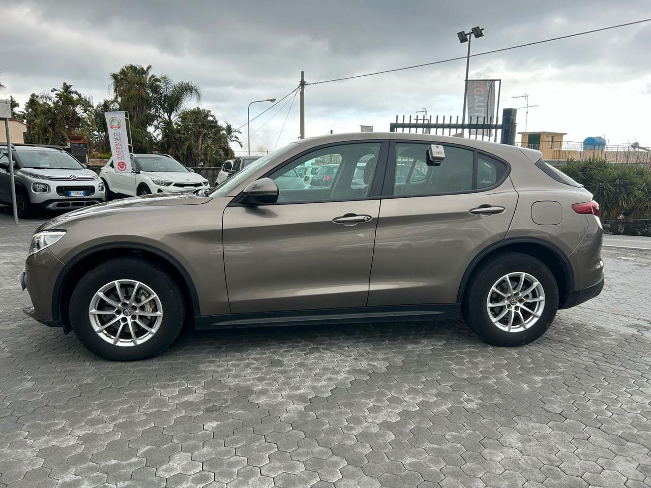 Alfa Romeo Stelvio 2.2 Turbodiesel 210 CV AT8 Q4 Executive