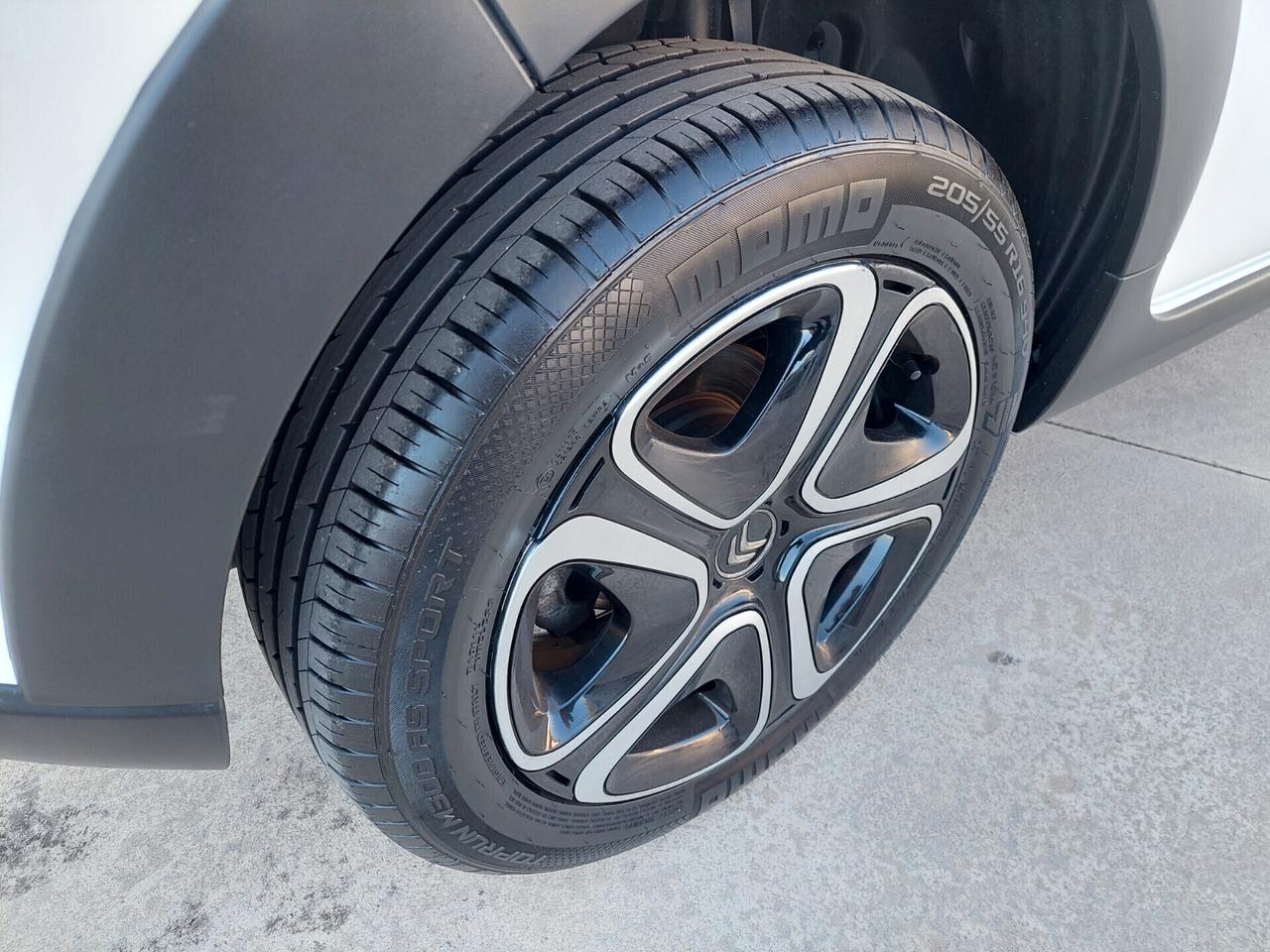 Citroen C3 BlueHDi 100CV S&S Shine 2022 6marce