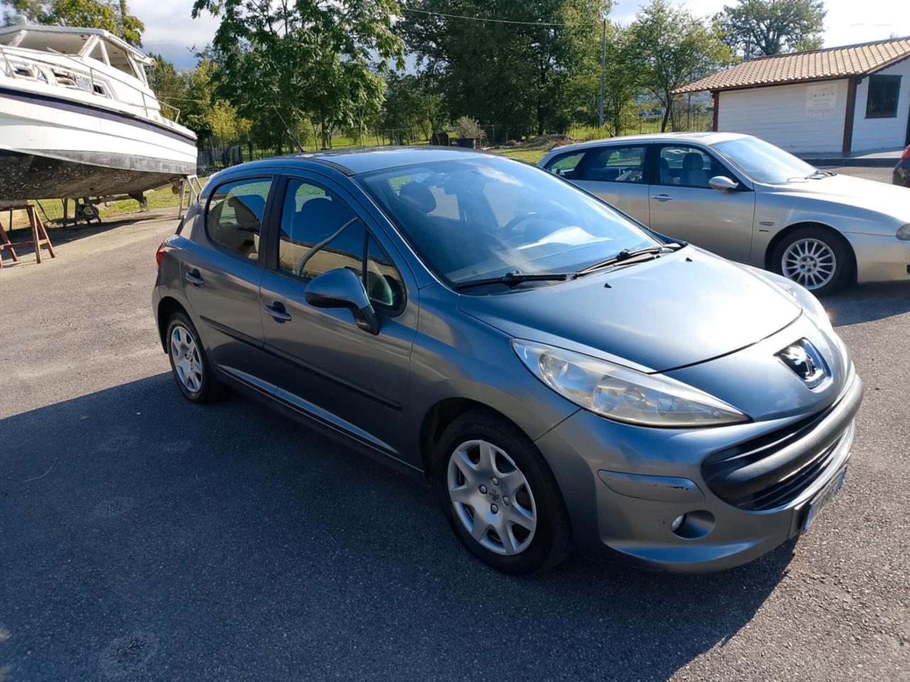 Peugeot 207 1.4 GPL motore solo 130 mila km