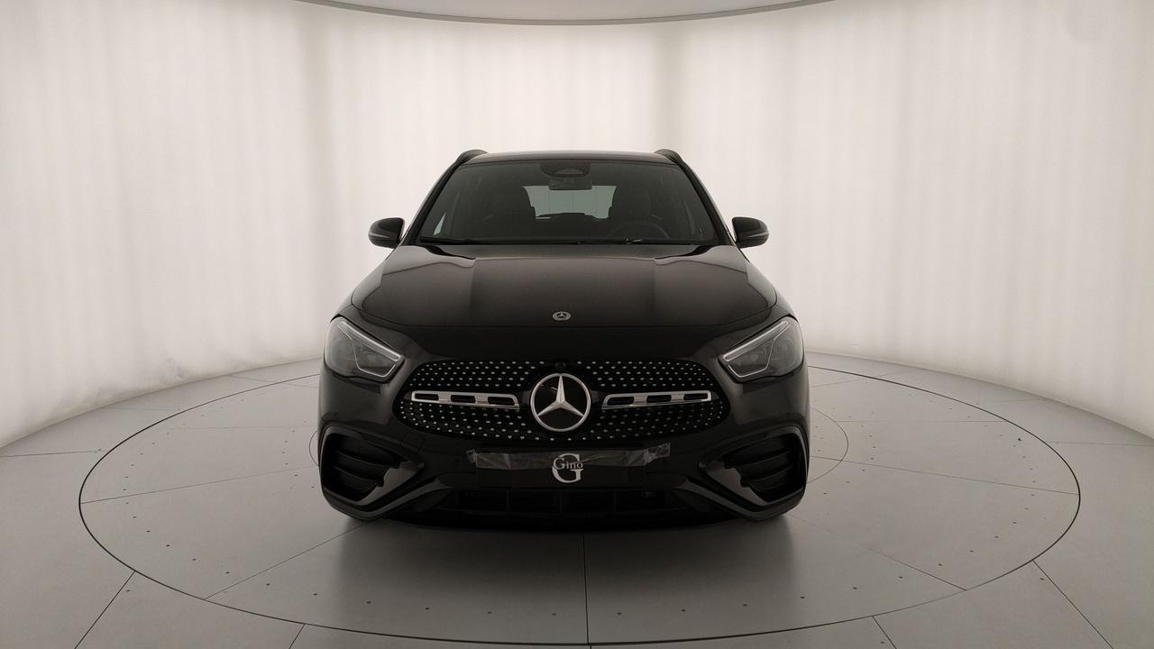 Mercedes-Benz GLA 200 d automatic