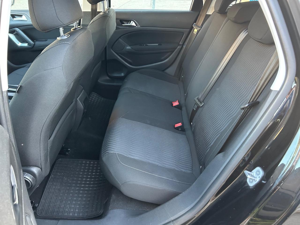 Peugeot 308 sw 1.6 diesel 120 cv 2017 navigatore