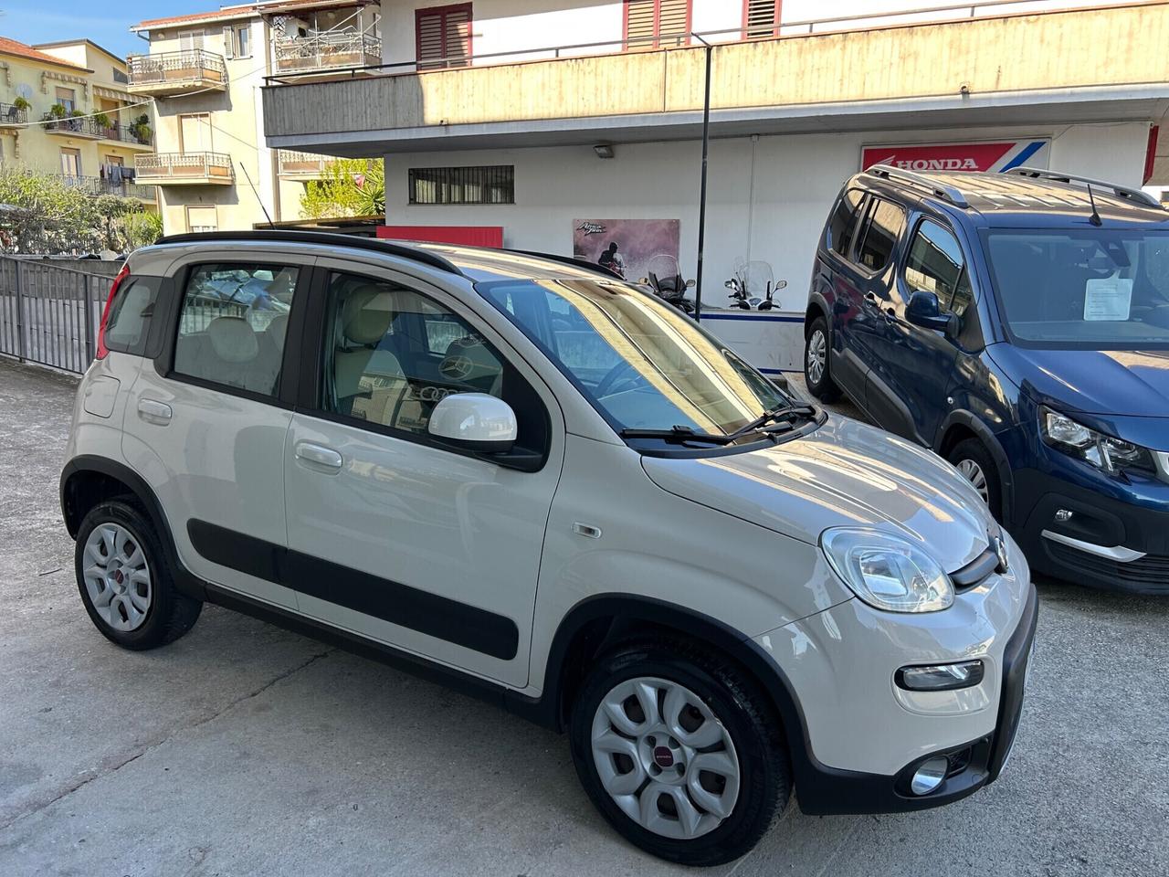 FIAT PANDA TREKKING (Metano Di Serie) 85 CV