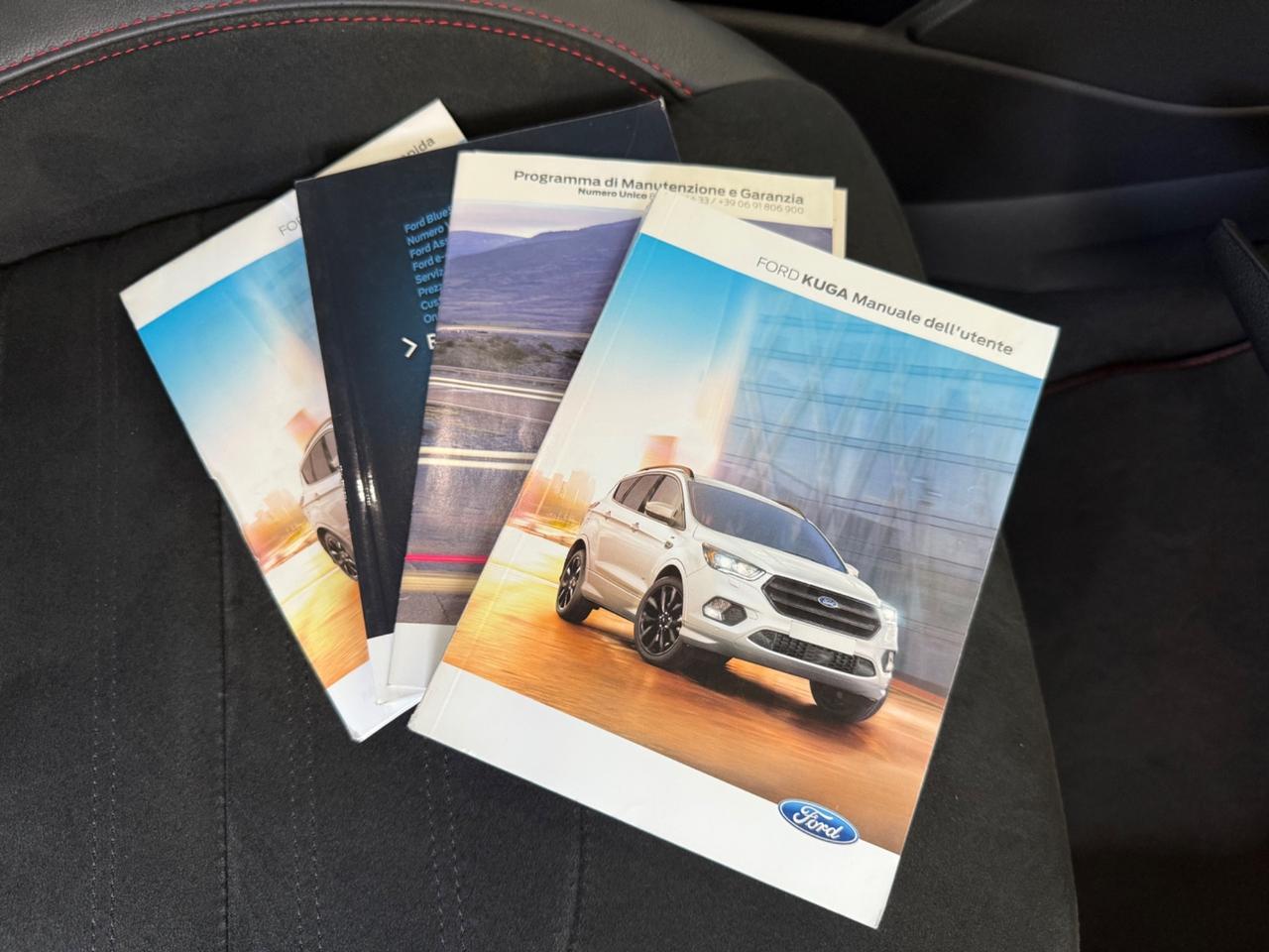 Ford Kuga 1.5 TDCI 120 CV S&S 2WD Powershift ST-Line