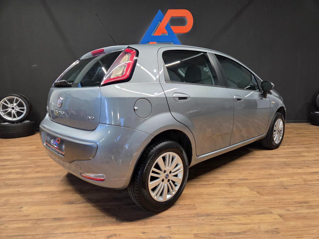 Fiat Punto Evo 5 Porte Punto Evo 5p 1.4 natural power Dynamic 70cv