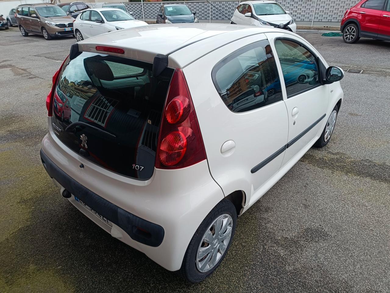 Peugeot 107 1.0 68CV 5p. Active