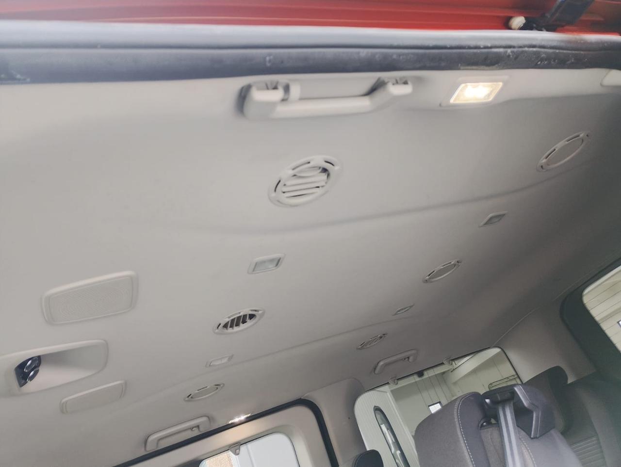 Ford Tourneo Custom 320 2.0 EcoBlue 170CV aut. Titanium