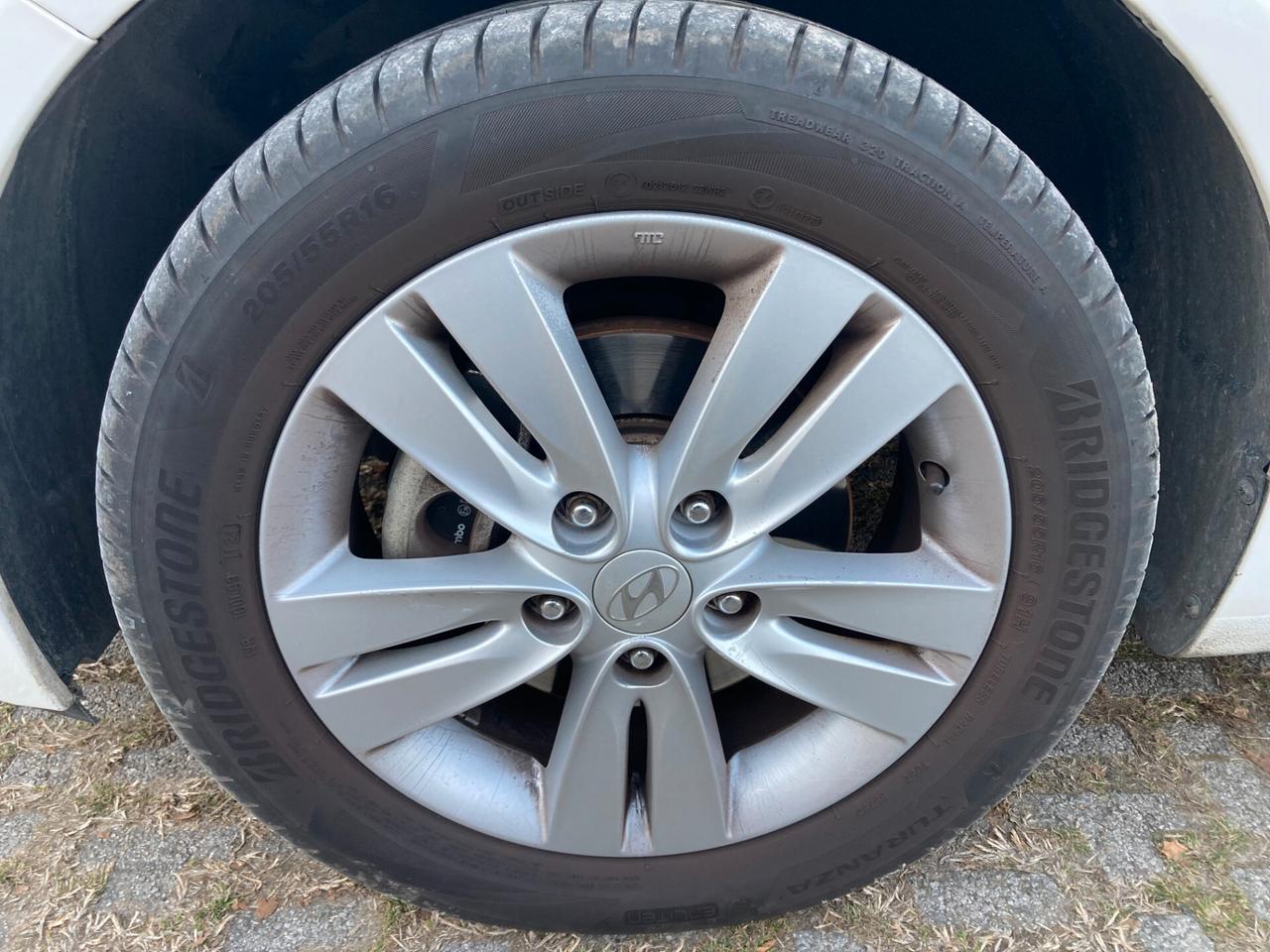 Hyundai iX20 1.4 crdi Comfort 90cv NEOPATENTATI