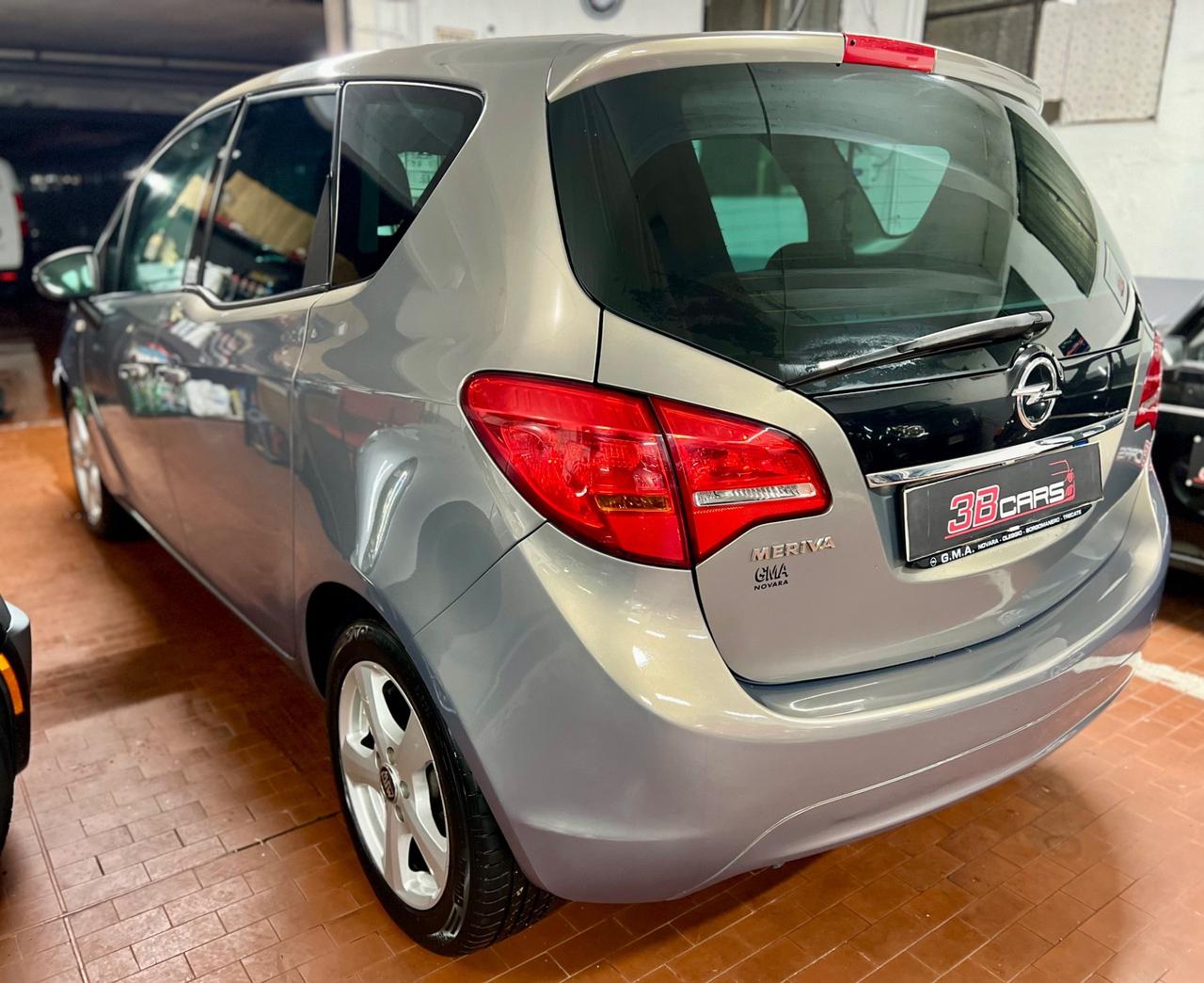 Opel Meriva 1.4 benzina €5 OK NEOPATENTATI full!!!