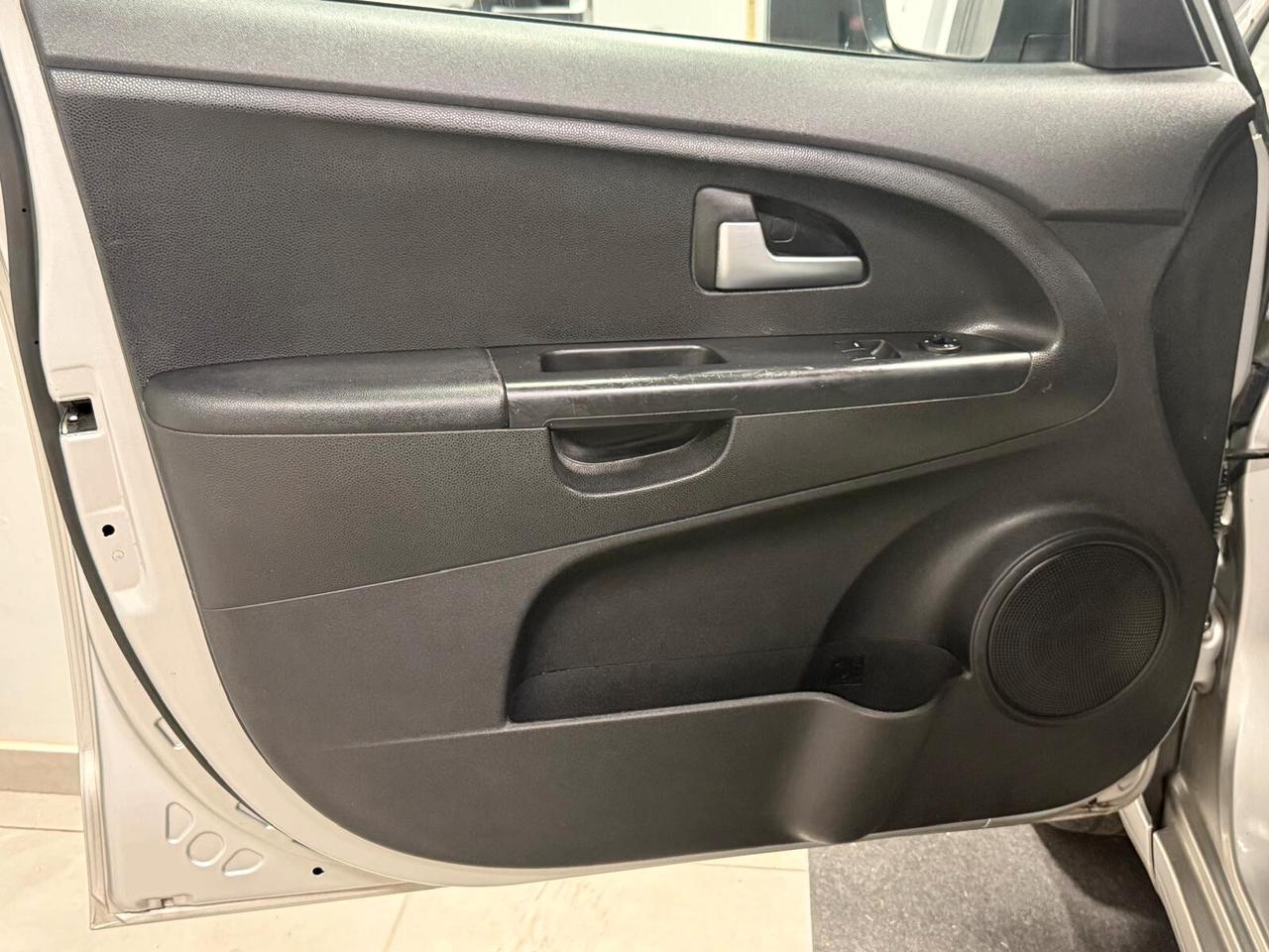 KIA VENGA 1.4 EcoGPL Cool 90cv DEL 2014 TETTO APRIBILE