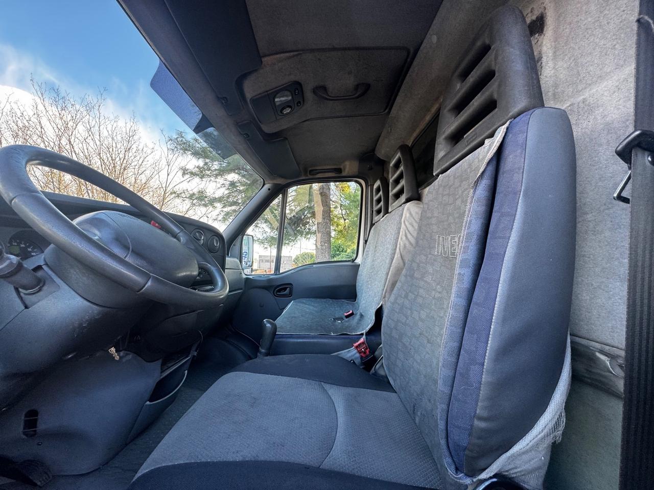 Iveco Daily 35S13 2.8 TDI PC Cabinato