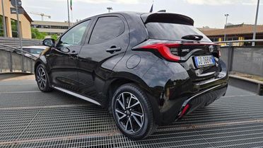 TOYOTA Yaris 1.5 HYBRID LOUNGE TETTO PANO GARANZIA TOYOTA UNIP