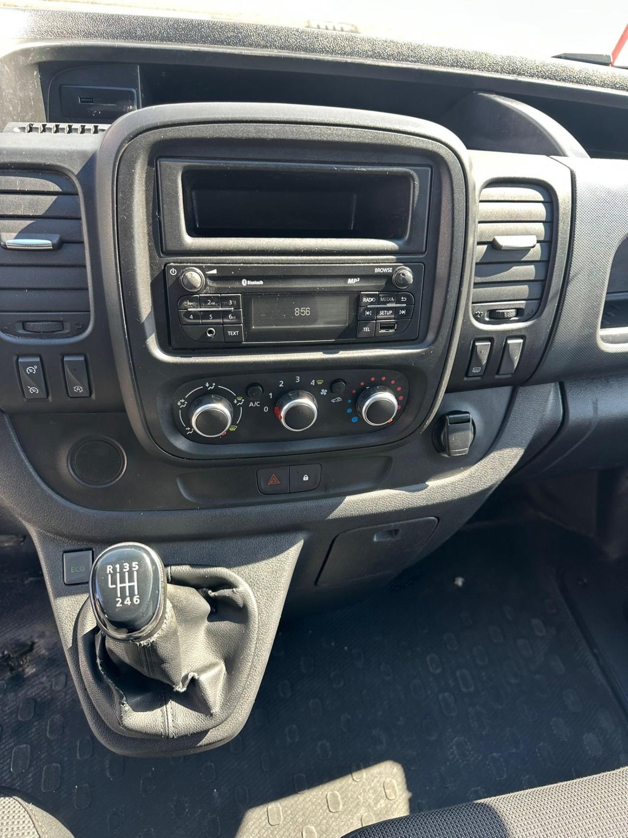 Renault Trafic T28 2.0 dCi 120CV Iva Compresa