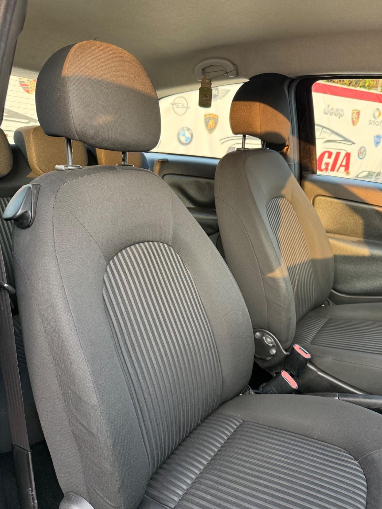 Lancia Ypsilon 1.2 69 CV Diva