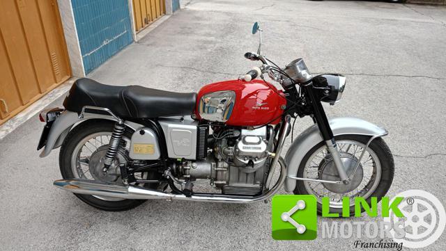 MOTO GUZZI V7 700 prima serie