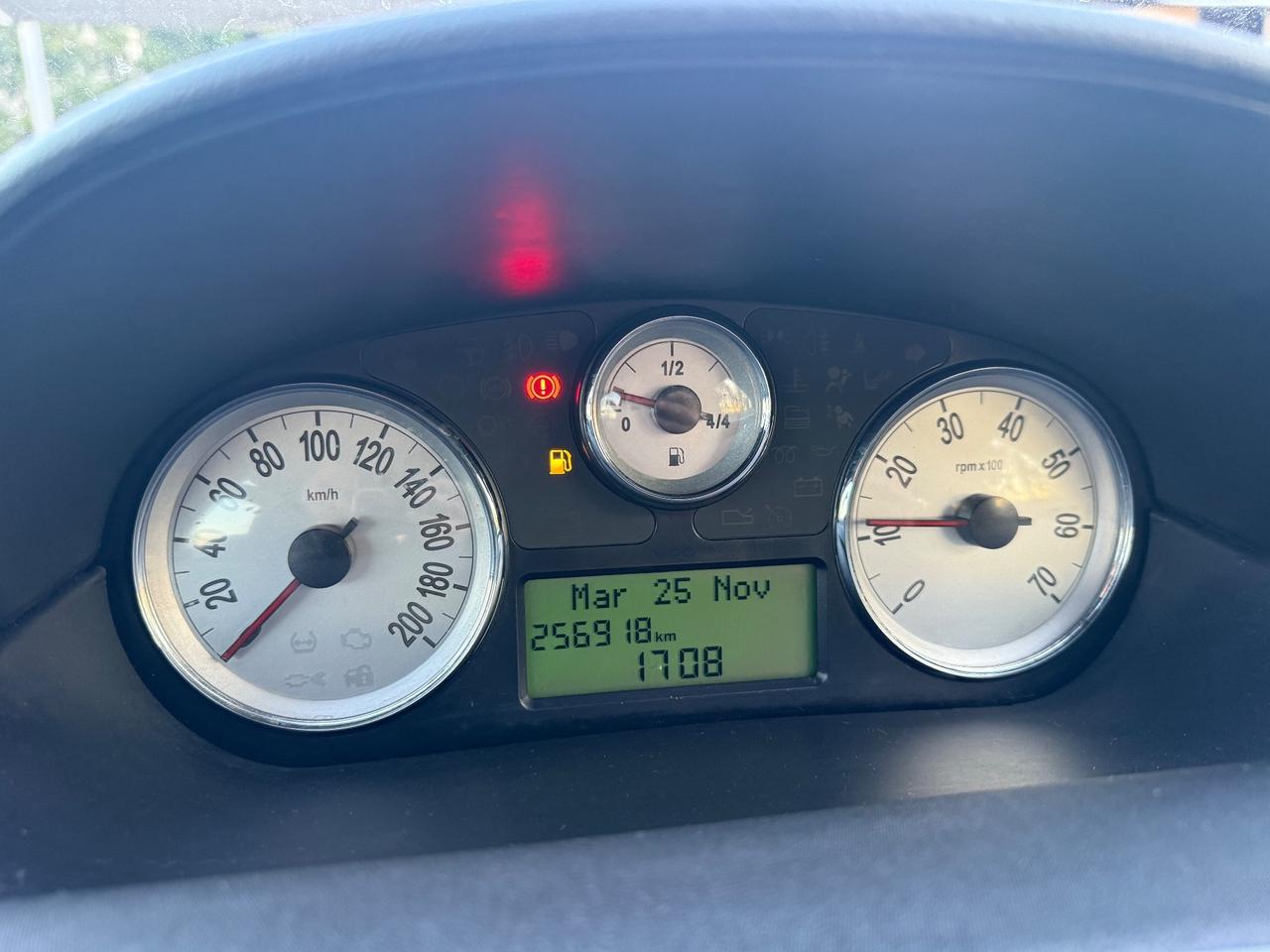 Lancia Ypsilon 1.2 Oro Giallo