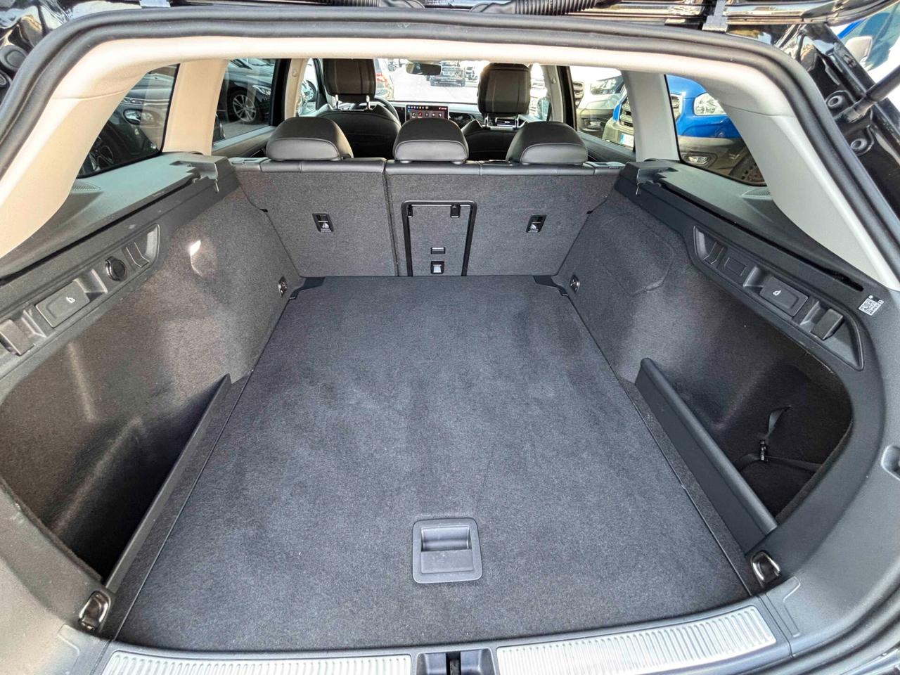 Volkswagen Passat 2.0 TDI 150 CV SCR DSG Business