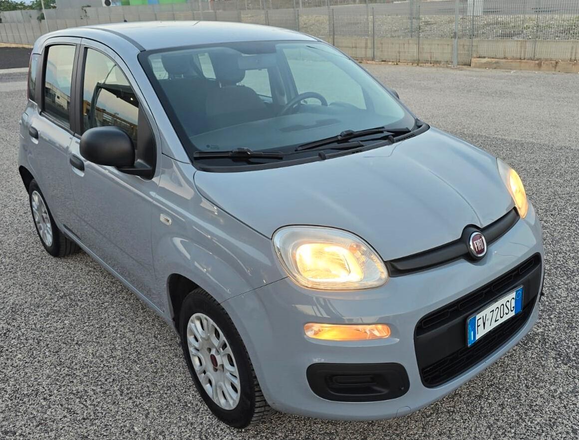 Fiat Panda 1.2 Lounge - PARI AL NUOVO -