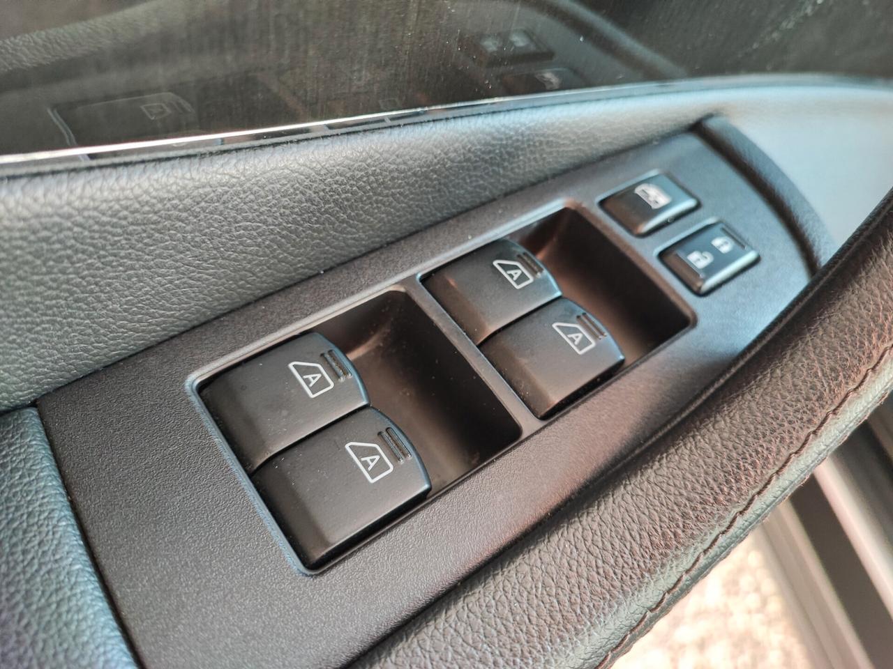 Infiniti QX70 3.0 diesel V6 AT Ultimate