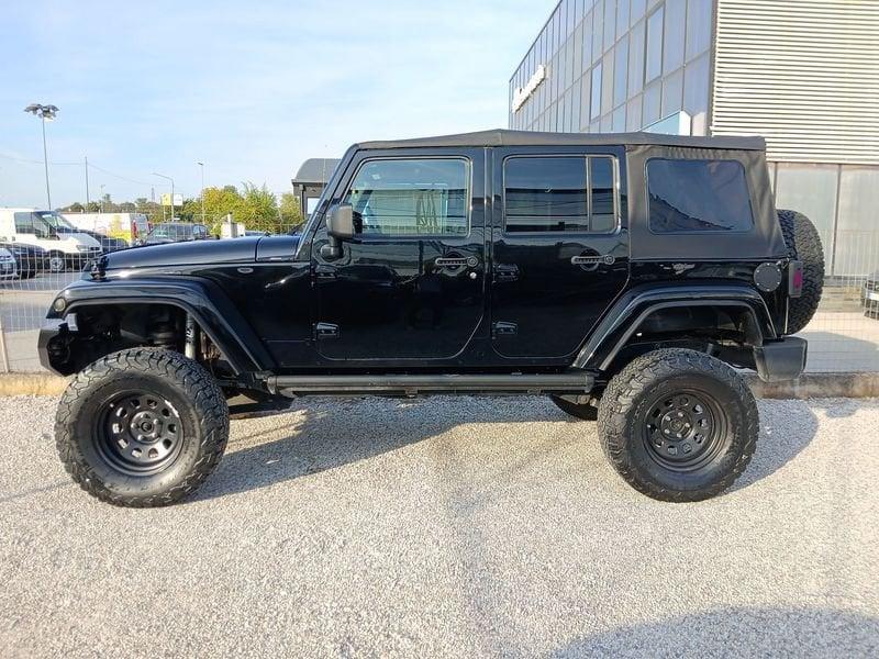 Jeep Wrangler 3ª serie Unlimited 2.8 CRD DPF Sahara Auto