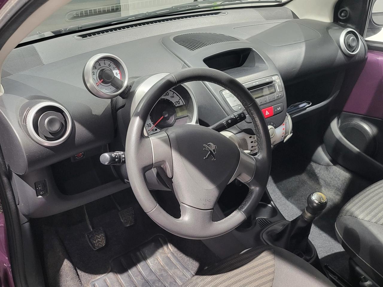 Peugeot 107 - 2013 1.0 68CV 5p. Access