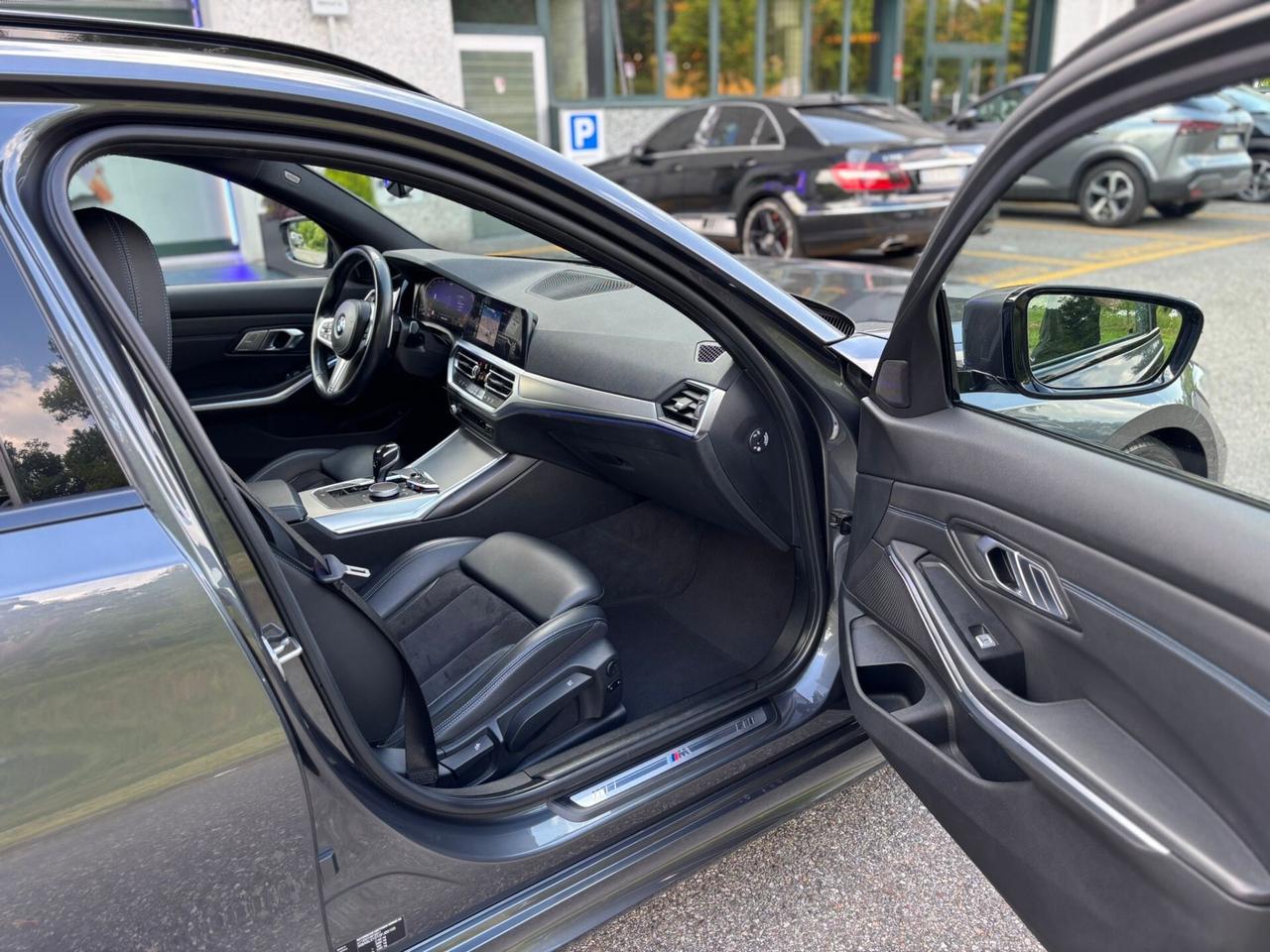 Bmw 320 320d Touring Msport*Full Optional*In Garanzia con possibilità di estensione*Come nuova