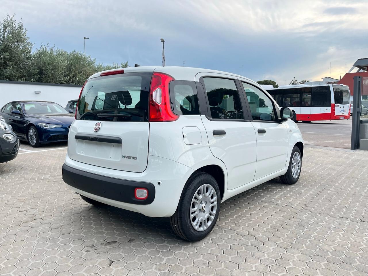 Fiat Panda 1.0 FireFly S&S Hybrid KM0