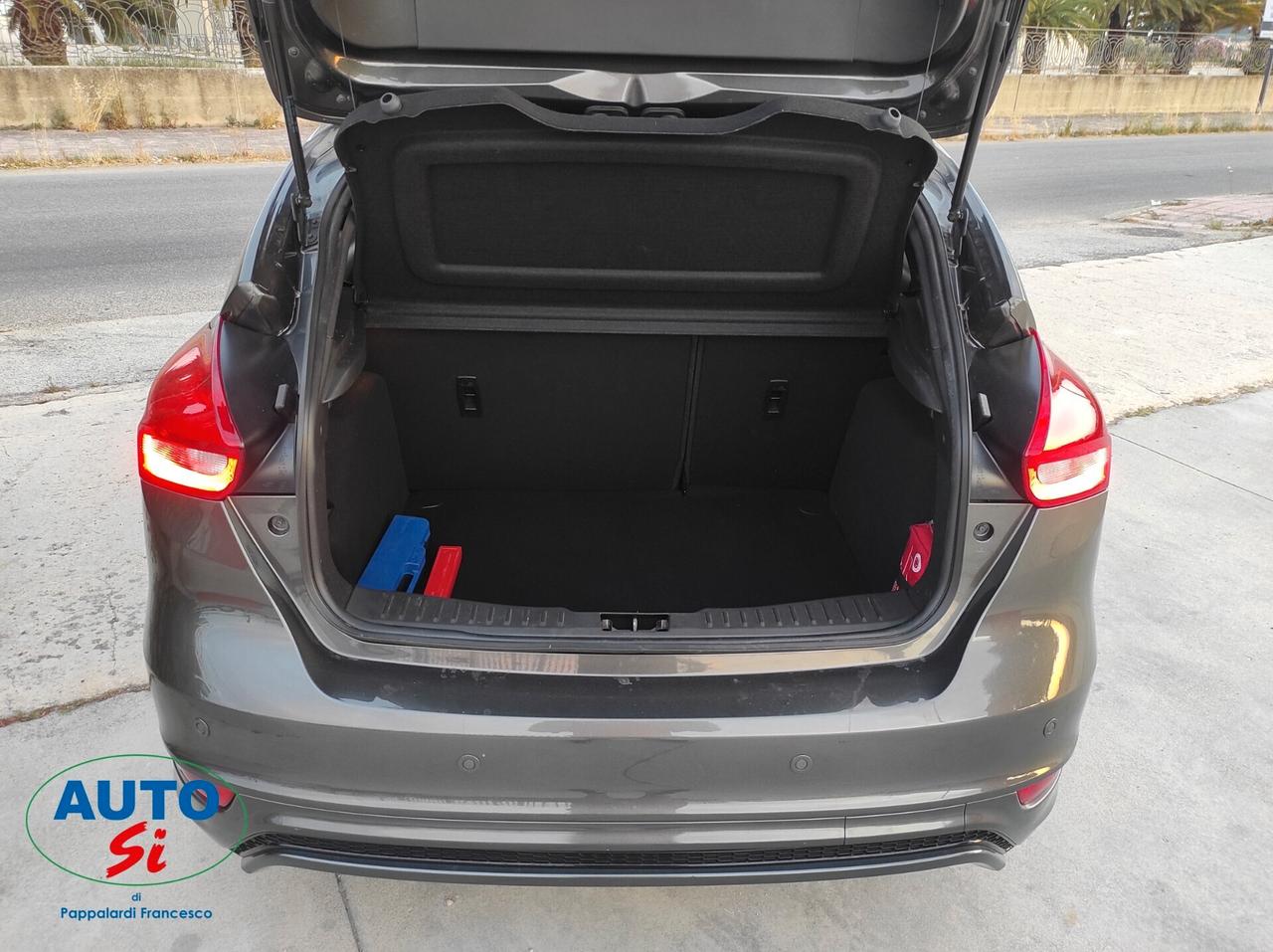 Ford Focus 1.0 Benzina - 125cv ST Line